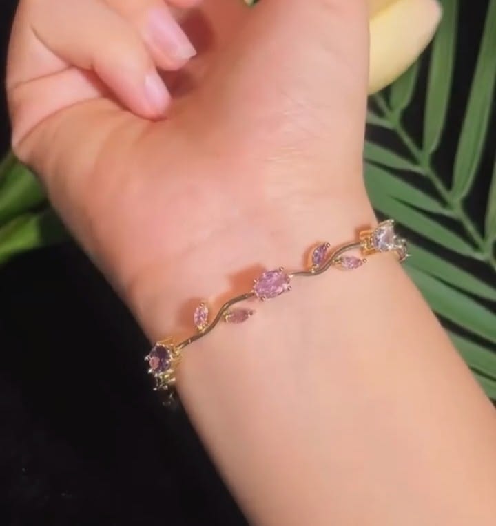 ZELVIN™ FOREVER BLOOM TULIP BRACELET 🌷